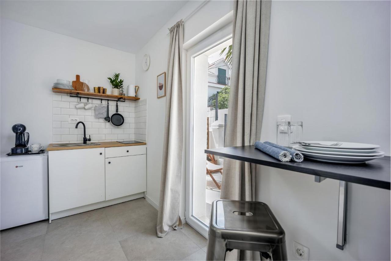 Studio Apartments Yucca, 2-Min To The Beach And 5 To Trogir Exterior photo