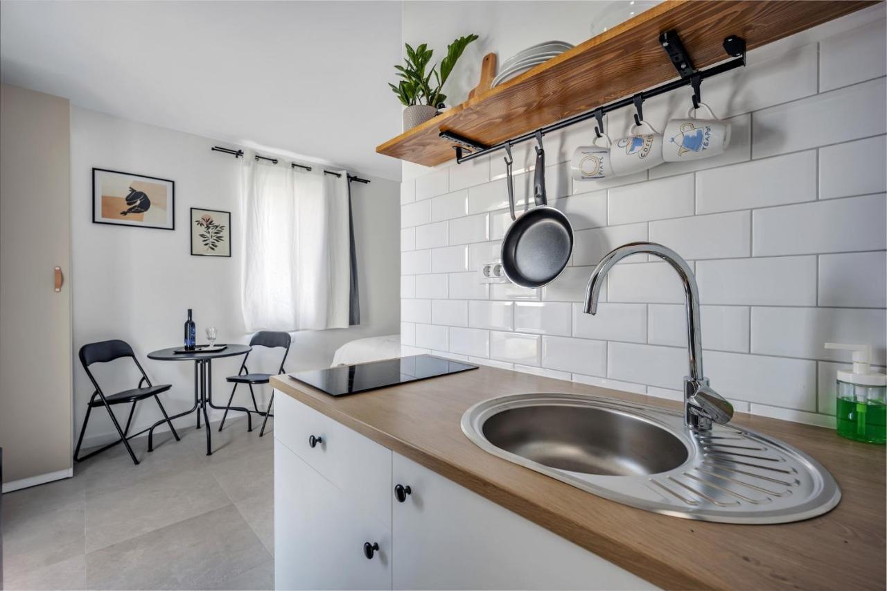 Studio Apartments Yucca, 2-Min To The Beach And 5 To Trogir Exterior photo